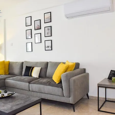 Seawitch Apartment Larnaca Exterior photo