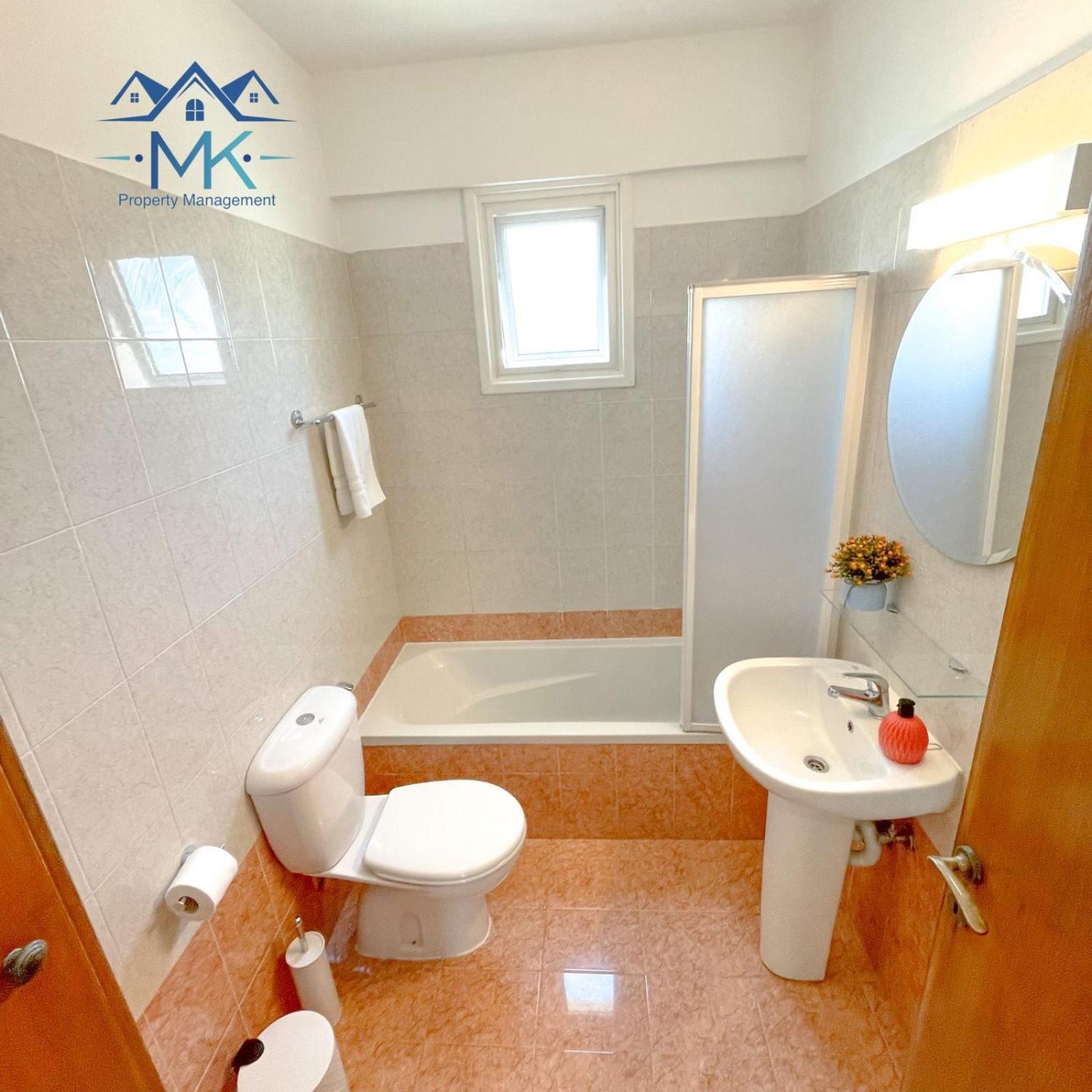 Seawitch Apartment Larnaca