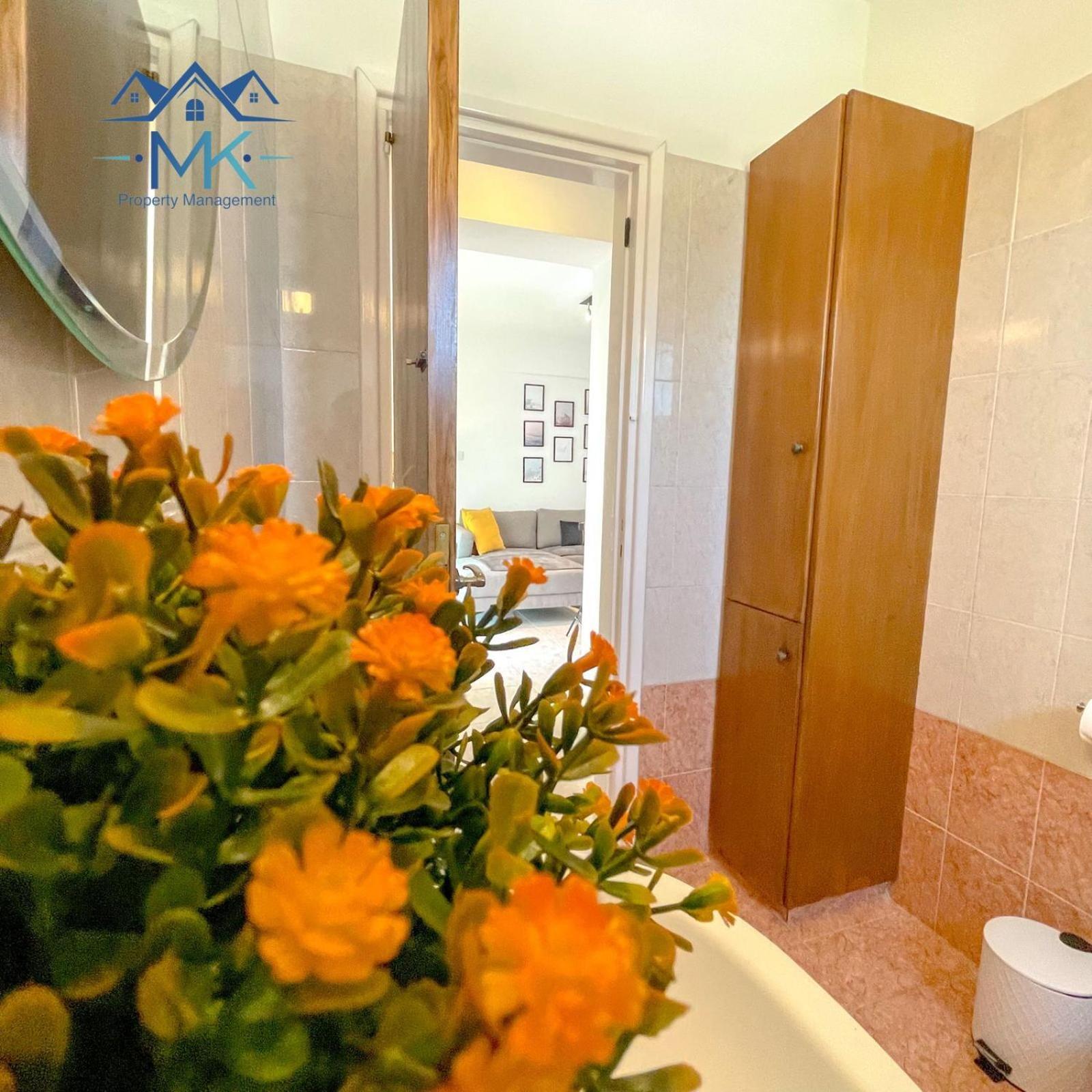 Seawitch Apartment Larnaca